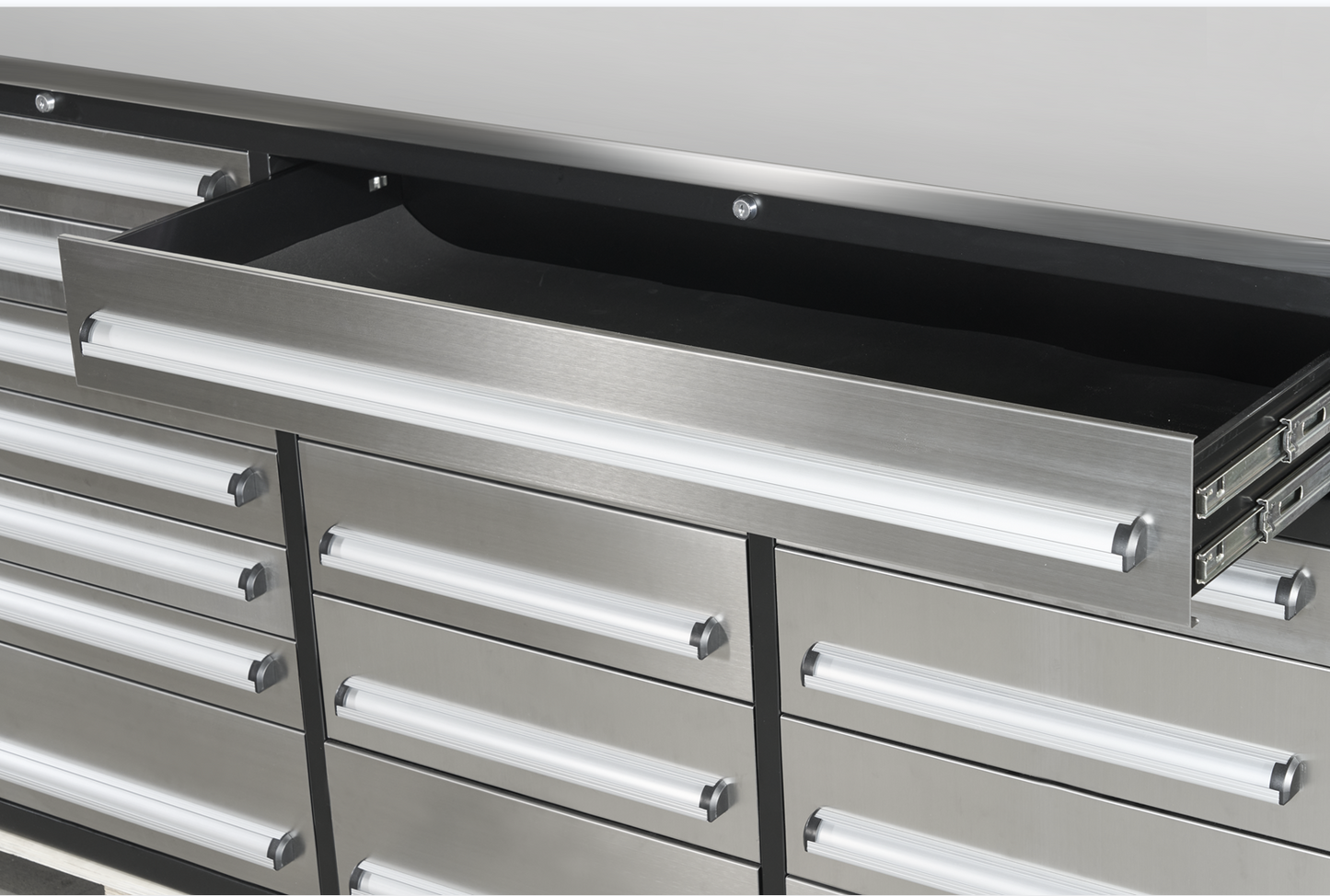 EMC 10ft Stainless Steel Workbench Cabinet Combo 35 Drawers 3