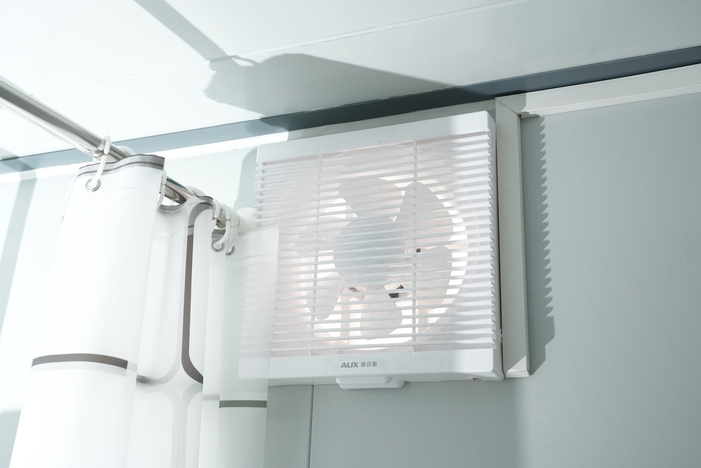 EMC Portable Toilet Bathroom With Shower - Insulated 4 seasons - Connections for sceptic and water - Power inlet