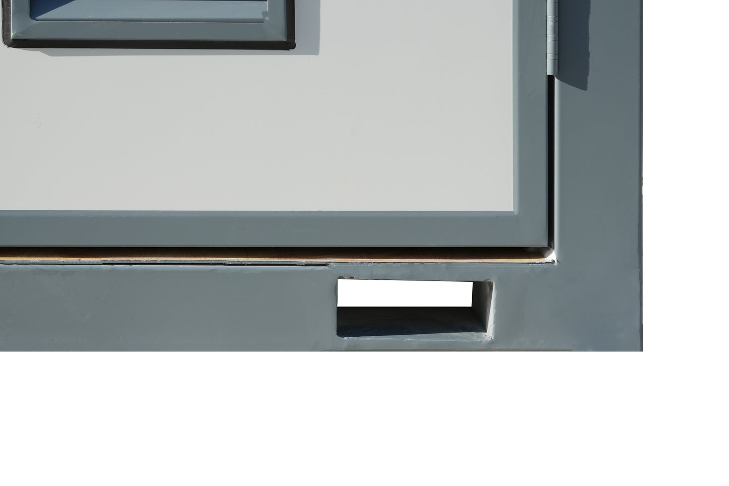 EMC Portable Toilet Bathroom With Shower - Insulated 4 seasons - Connections for sceptic and water - Power inlet