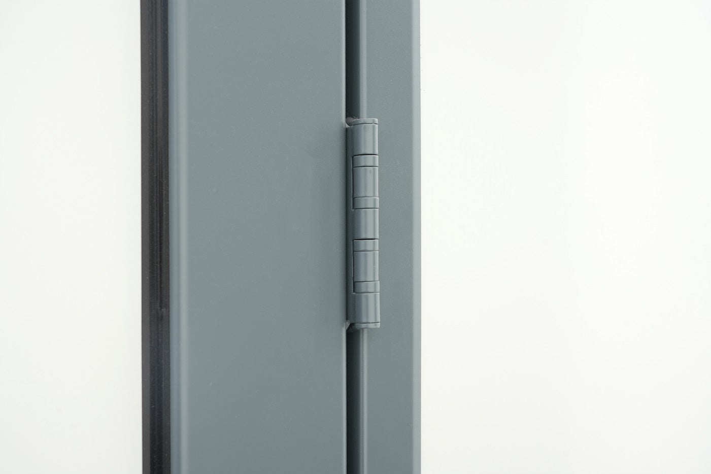 EMC Portable Toilet Bathroom With Shower - Insulated 4 seasons - Connections for sceptic and water - Power inlet
