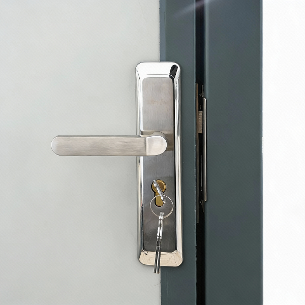 EMC Portable Toilet Bathroom With Shower - Insulated 4 seasons - Connections for sceptic and water - Power inlet